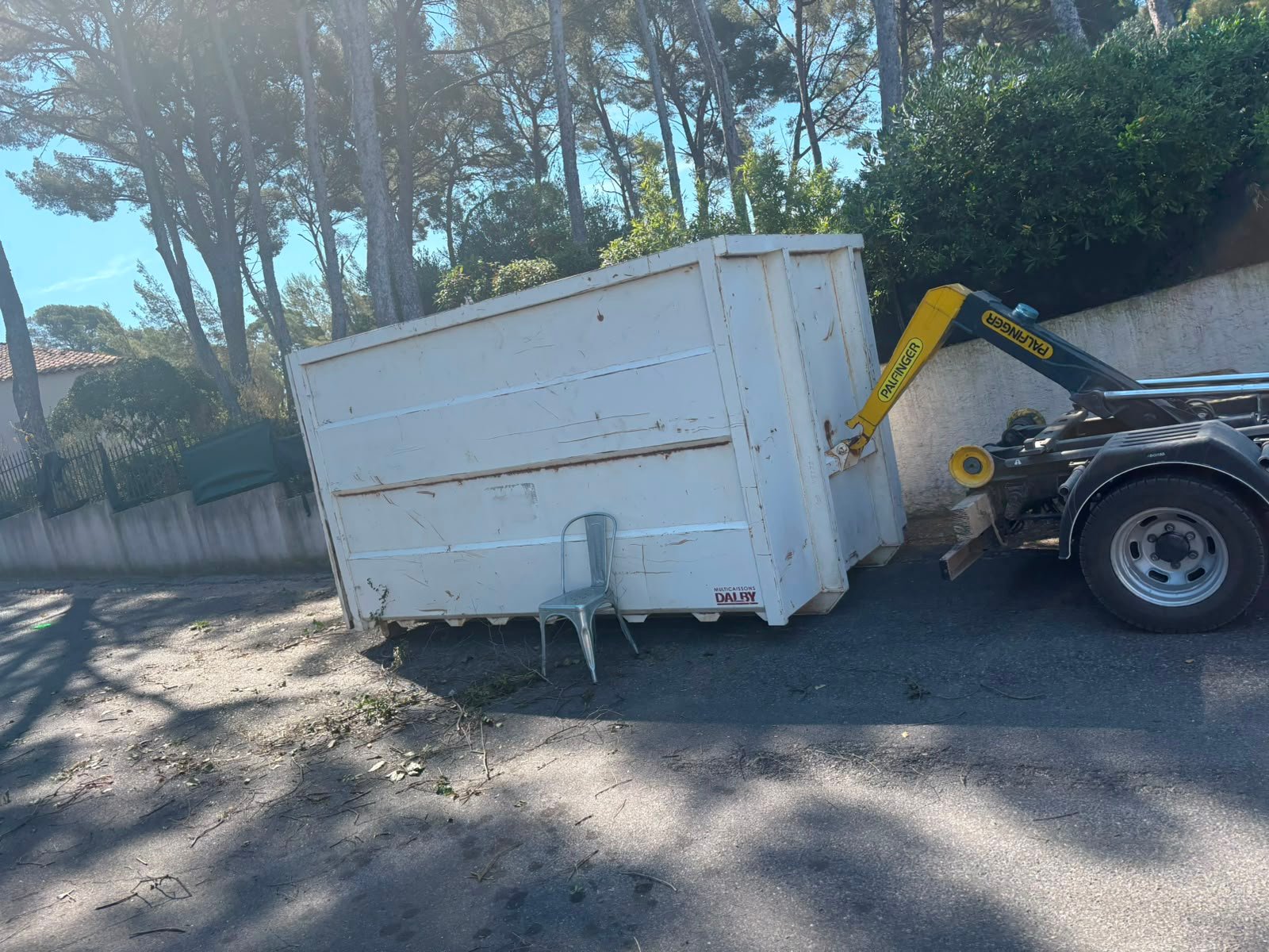Camion ampliroll et benne à Hyères